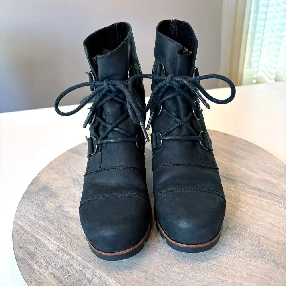 SOREL Addington Boots Women's 8 Black Leather Waterproof Lace Up NL2360-010